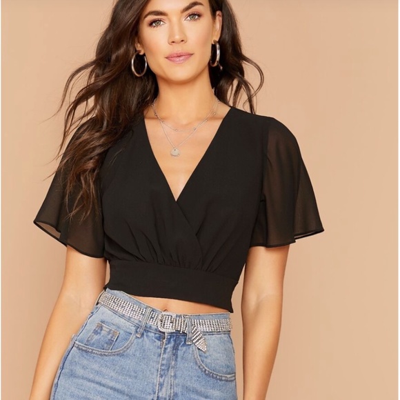 Black top - Picture 1 of 3